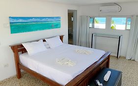Flats E Suites Elcaline